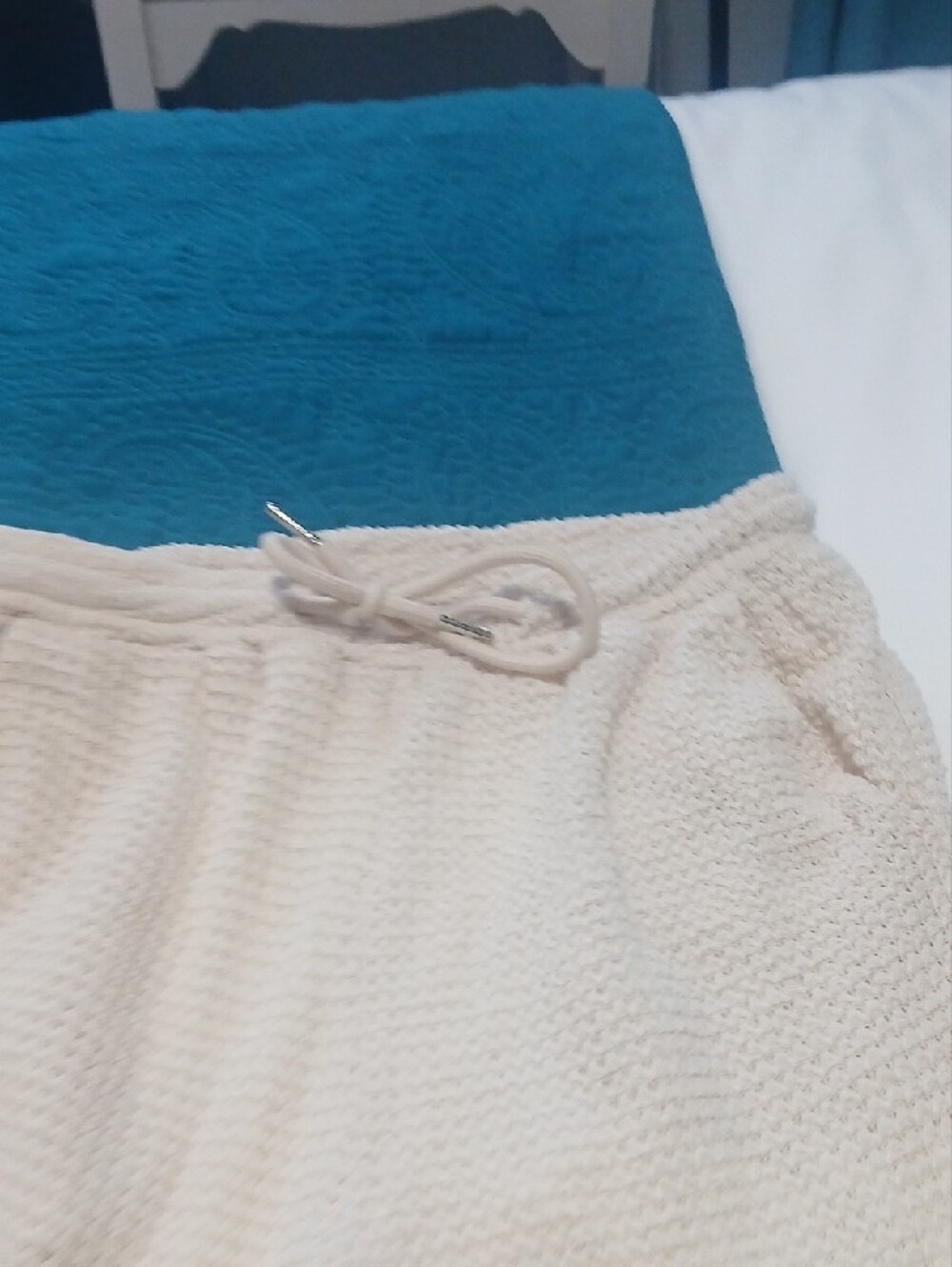 POL Cream Crochet Wide-Leg Pants with Pink Floral Appliqués - Picture 3 of 6